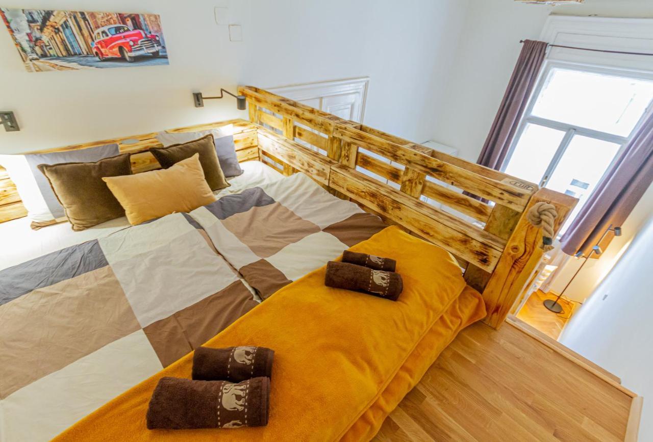 Supercentral Boutique Suite Budapest Ngoại thất bức ảnh