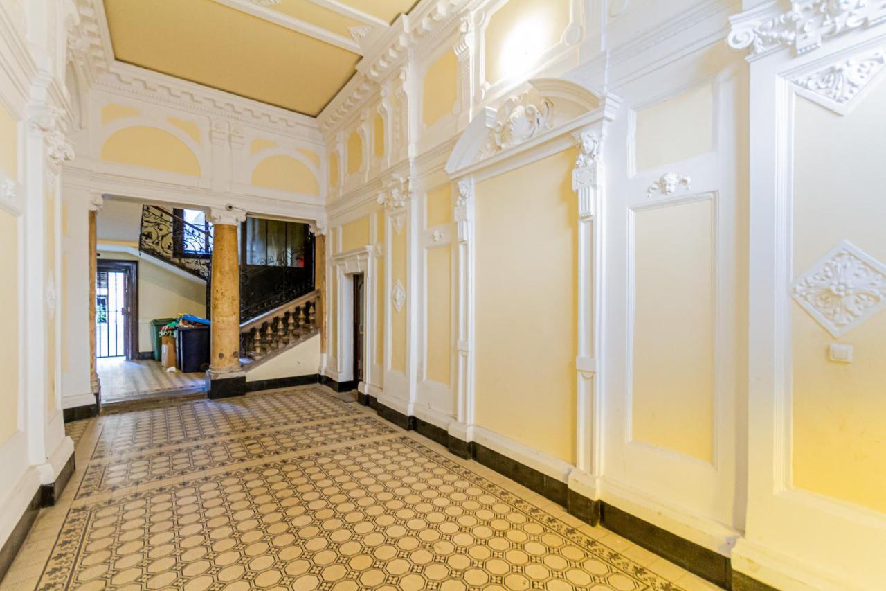 Supercentral Boutique Suite Budapest Ngoại thất bức ảnh